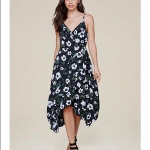 Bebe Floral Print Ruffle Hi-Lo Wrap Dress Cottage Core Feminine Festival Dress